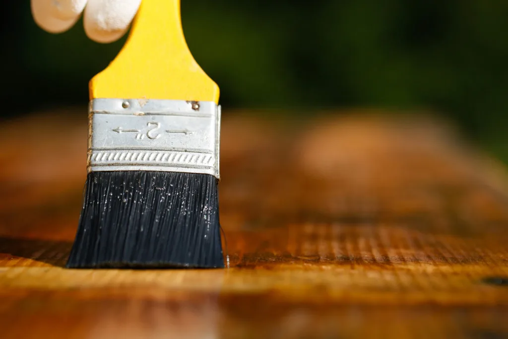 Näin kyllästät puuveneen