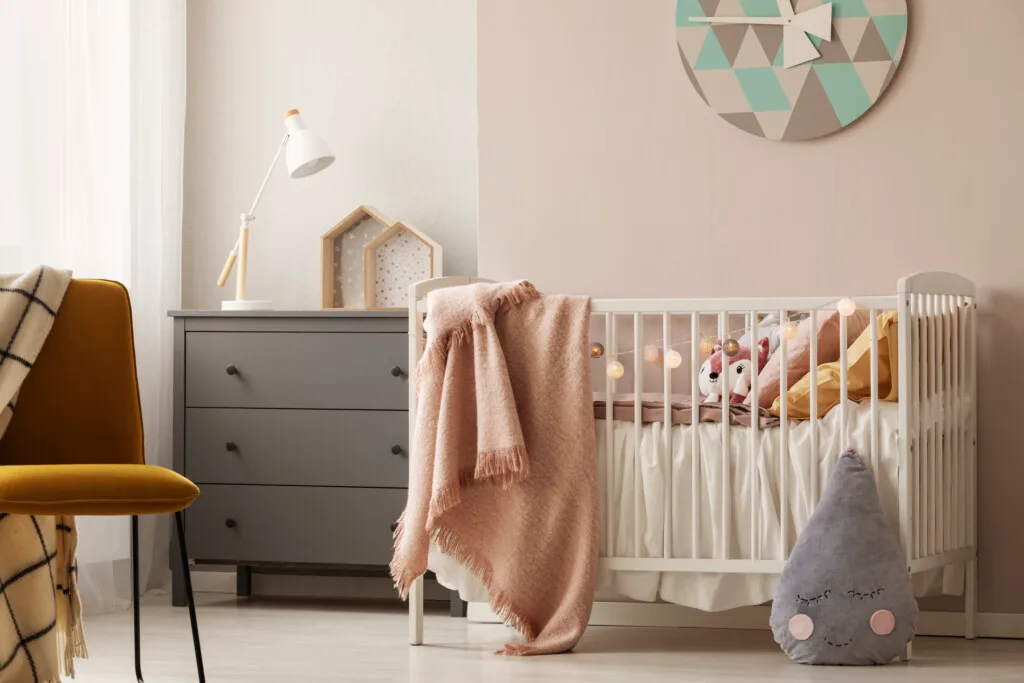 Hengittävä sisämaali soveltuu erityisen hyvin makuu- ja lastenhuoneisiin.