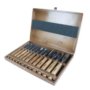 Kaiverrustalttasarja-Narex-Profi-12-os-puulaatikossa-2