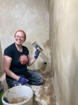 70683727-5274-4341-878f-80bb332f23d8